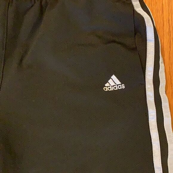 Women’s medium Adidas pants - Picture 2 of 6